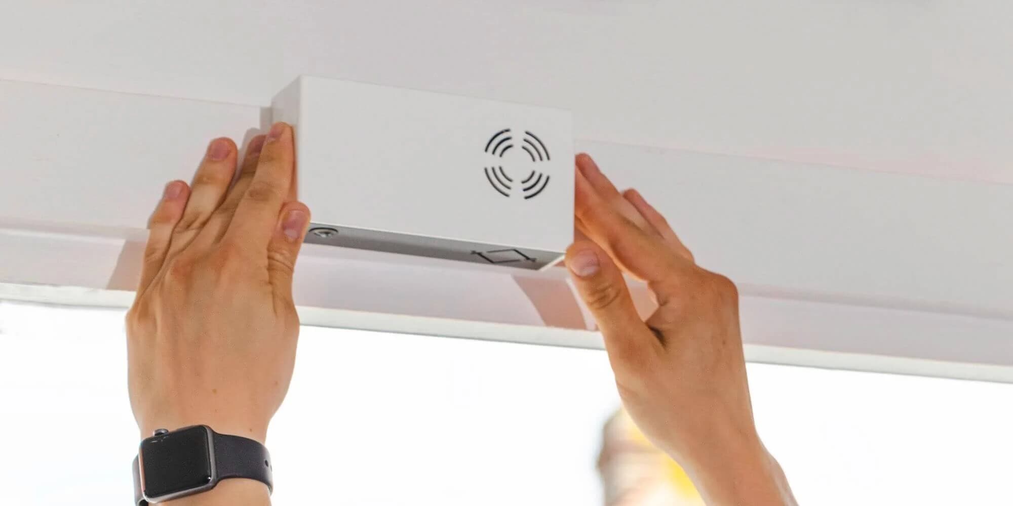 Mounting a Hoxton AI sensor above a doorway